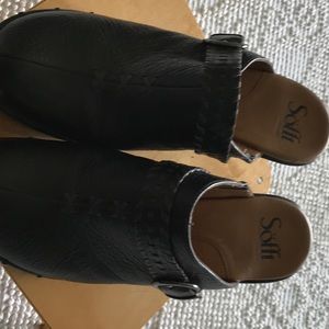 Sofft clogs